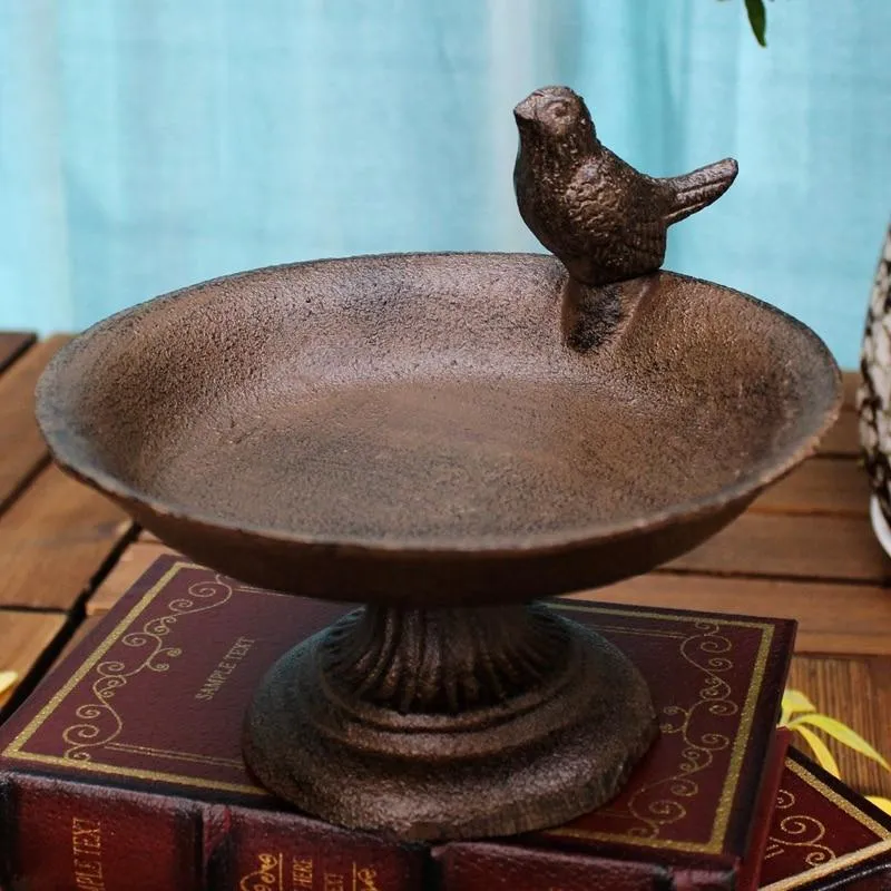 Bain oiseaux jardin