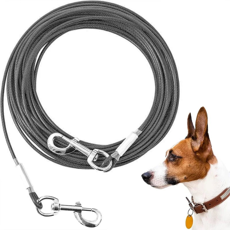 Mi Metty Tie Out Cable pour chiens – Câble d’attache extérieur 10/20/30/50/100 ft jusqu’à 125 lb, anti-mordillage, crochet 360° (Noir Transparent)