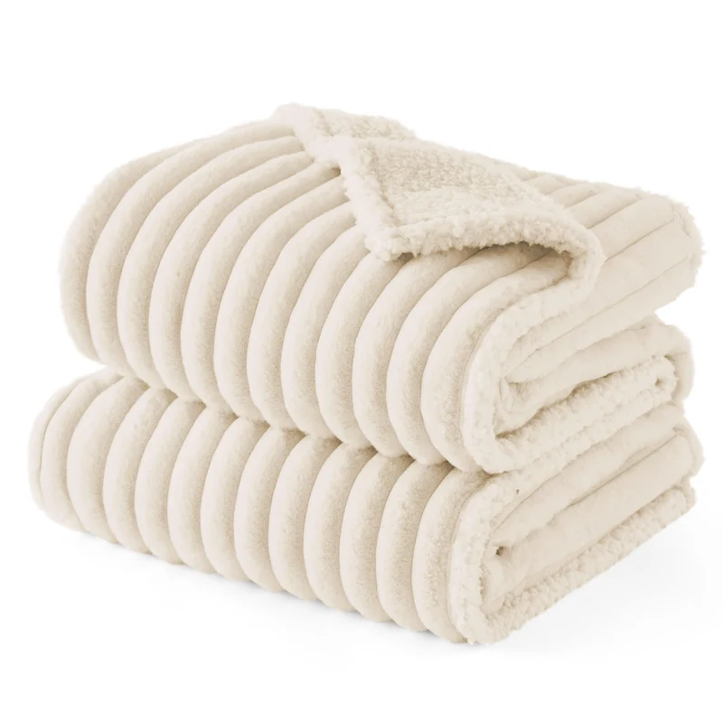 Bedsure ComfyFleece™ Couverture Imperméable pour Petits Chiens – Douce, Corduroy et Sherpa, Lavable, Réversible, 25x35 pouces, Crème