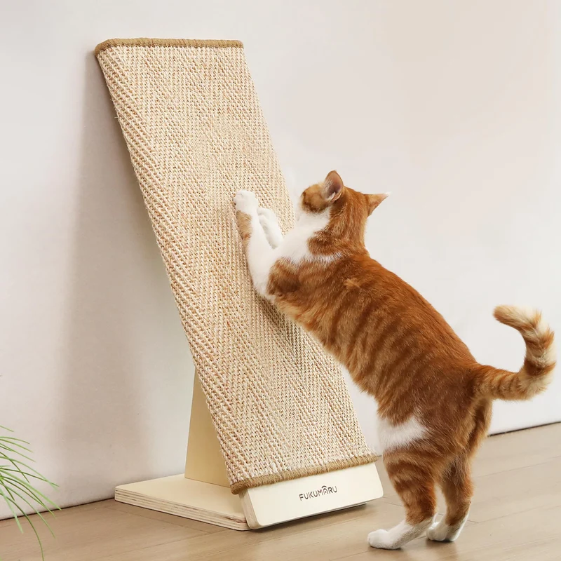 FUKUMARU Grattoir pour Chat – Rampe en Sisal 23,66 po (60 cm) – Protection du Mobilier