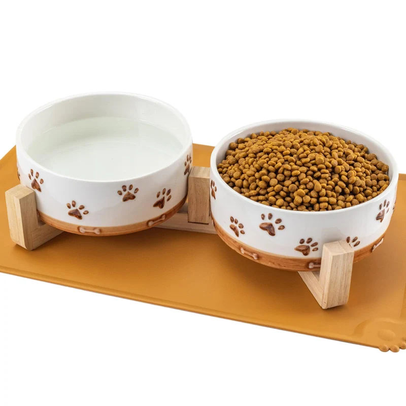 XRBEOU – Bols en céramique pour chien, 3,5 tasses, ensemble avec support en bois et tapis silicone antidérapant, 32 oz