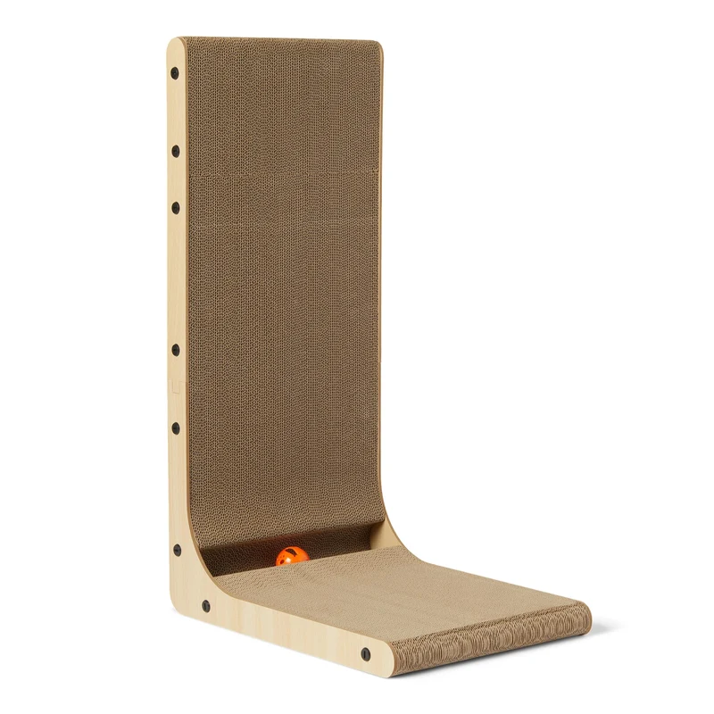 Amazon Basics Grattoir pour Chat en forme-L — Poste mural, balle interactive et herbe à chat (16,5 x 11,4 x 26,8 po)
