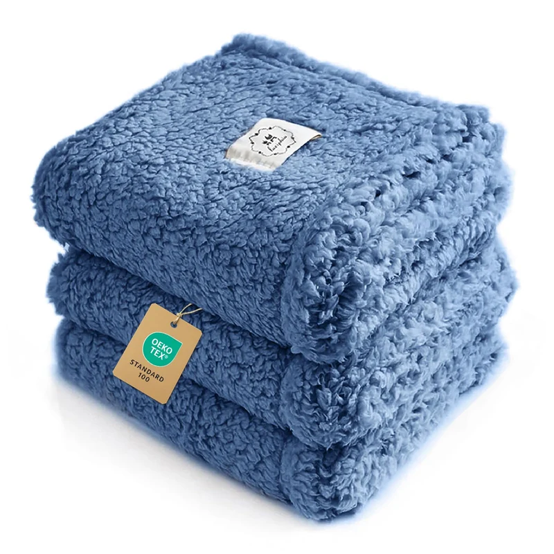 Luciphia Lot de 3 Couvertures Calmes pour Chien — Fleece Peluche Doux Bleu Brumeux (60 x 40 cm)