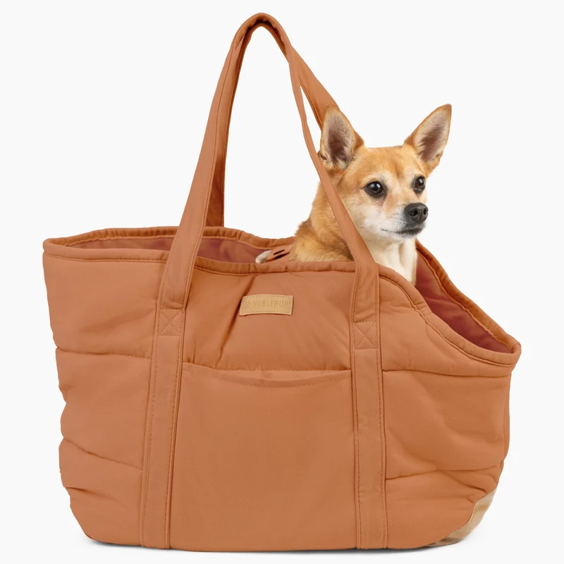 NoblePup Porte-sac Peluche pour Chiens Miniatures — Sac de Transport Doux avec Harnais, Confort en Voyage (jusqu’à 6,8 kg)