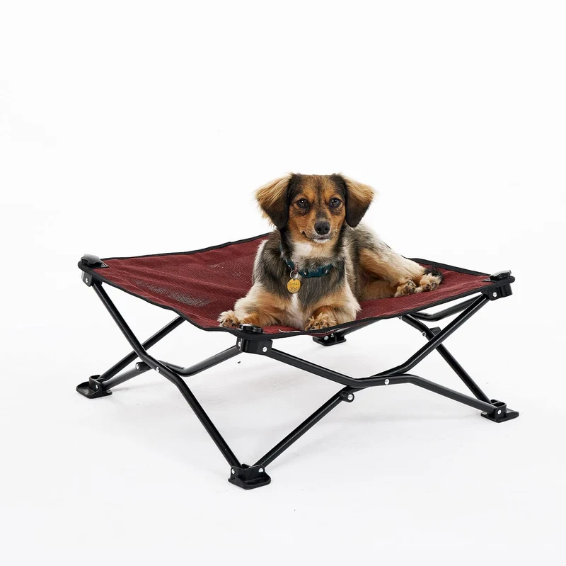 Coolaroo lit pour chien en déplacement — lit surélevé, pliable et léger, couleur brique, taille standard