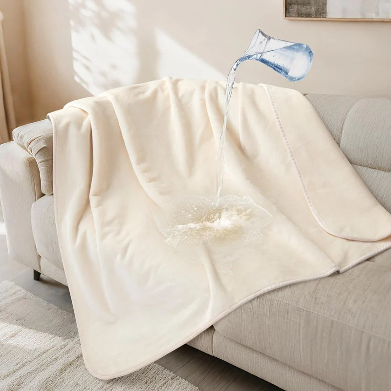 LOOBANI Couverture Imperméable 50x60 Canapé | Flanelle Double Face Beige