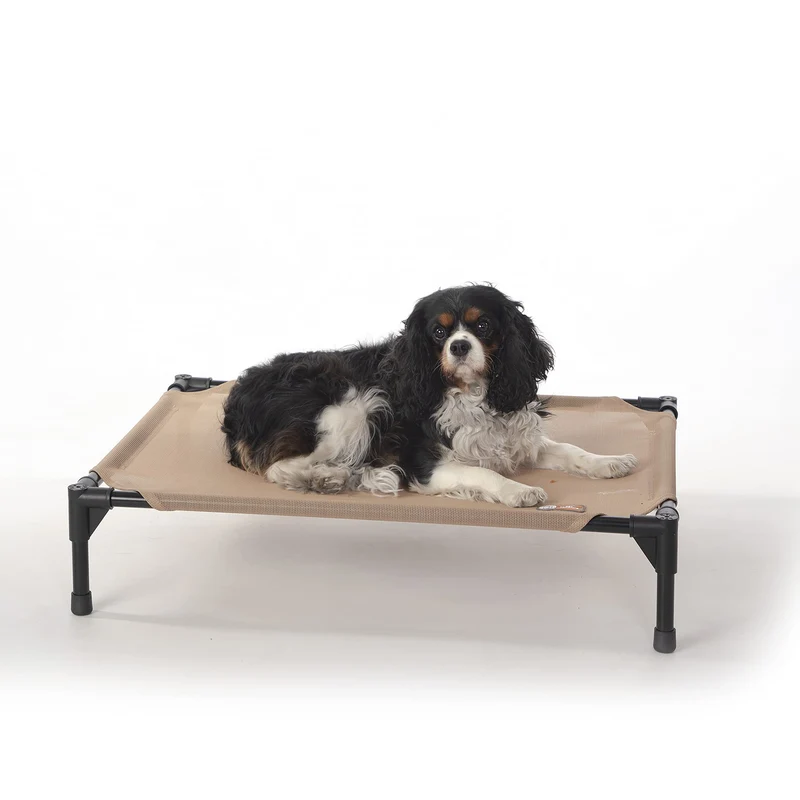 K&H Lit Chien Extérieur Élevé – Couchage Refroidissant et Respirant, Cadre Métallique, Taille Moyenne 32x25in