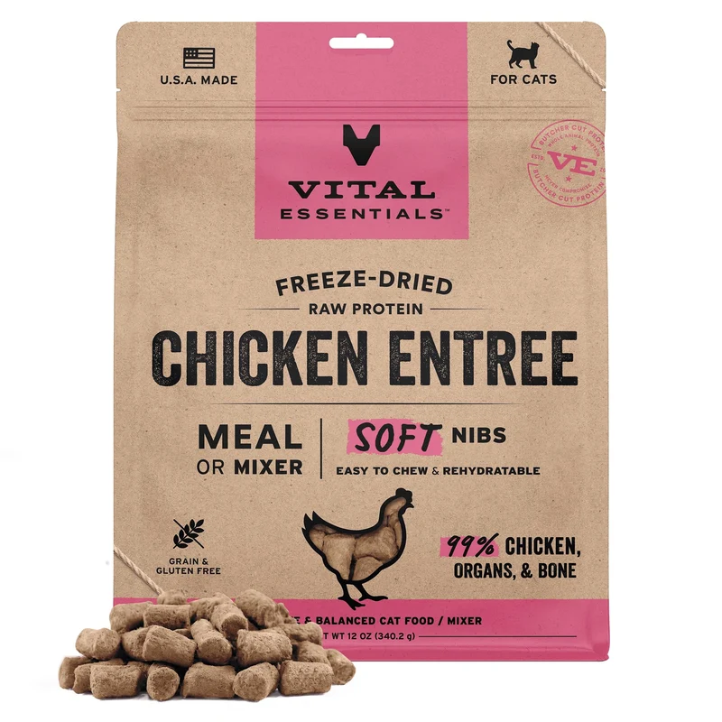 Vital Essentials Nourriture pour chat lyophilisée au poulet – Morceaux mous 99% poulet cru | Repas complet ou topping | 12 oz