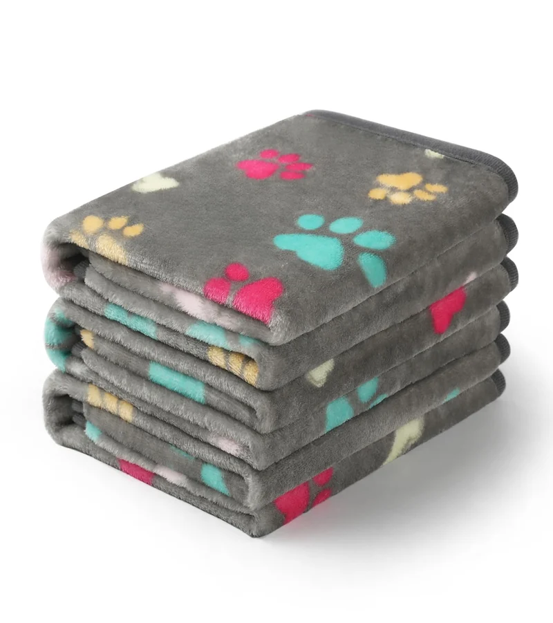 Luciphia Lot de 3 Couvertures pour Animaux – Flanelle Douce Imprimé Patte-Os Gris, Taille Moyenne 76×52 cm