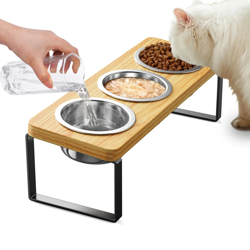 AKAOLA Bols Élevés pour Chats – 3 Bols Inox, Inclinaison 10°, Support en Bois