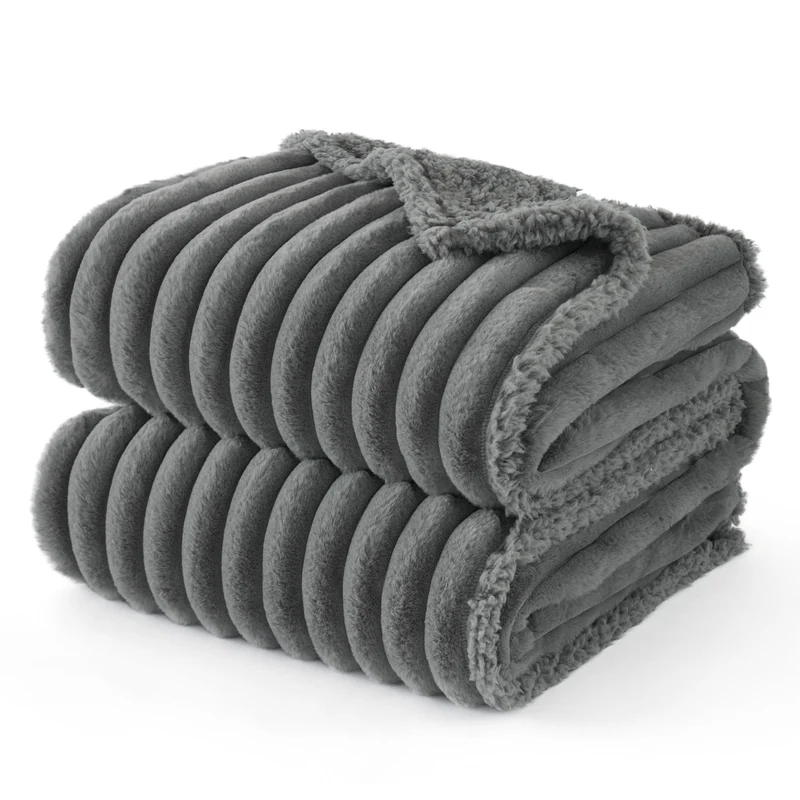 Bedsure ComfyFleece™ Couverture Étanche pour Grands Chiens – Doux Corduroy et Sherpa, 40x50, Gris Chaud