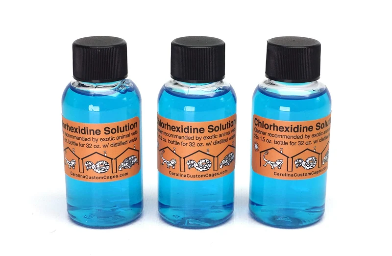 CAROLINACUSTOMCAGES Solution Chlorhexidine 2% — 3 recharges produisant 32 oz chacune pour l'habitat reptile
