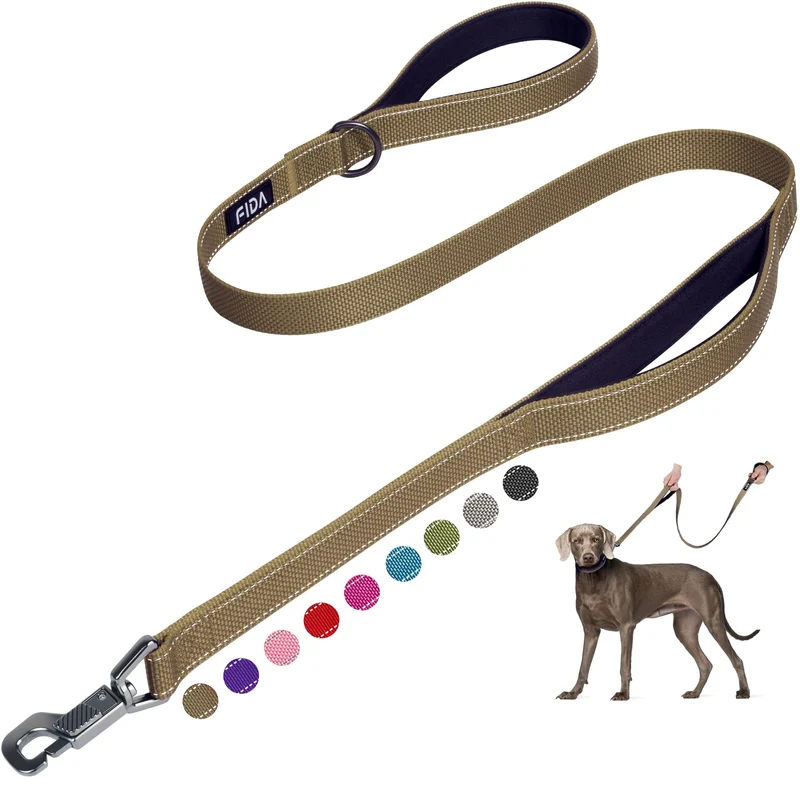 Laisse Fida 4 pieds renforcée – 2 poignées rembourrées, mousqueton facile et réflechissante pour chiens de toutes tailles – Marron