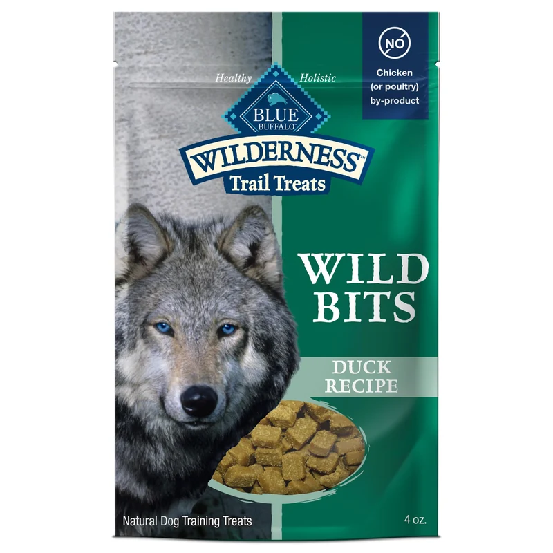 Blue Buffalo Wilderness Wild Bits – Friandises d'entraînement moelleuses au canard sans céréales (4 oz)