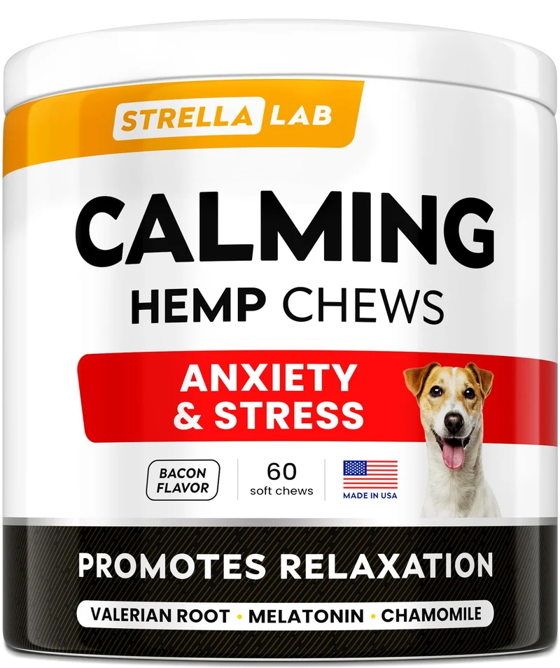 STRELLALAB Bonbons apaisants pour chiens – Chanvre et Mélatonine – Calme et Sommeil – Fabriqué aux États-Unis – Saveur Bacon – 60 bouchées
