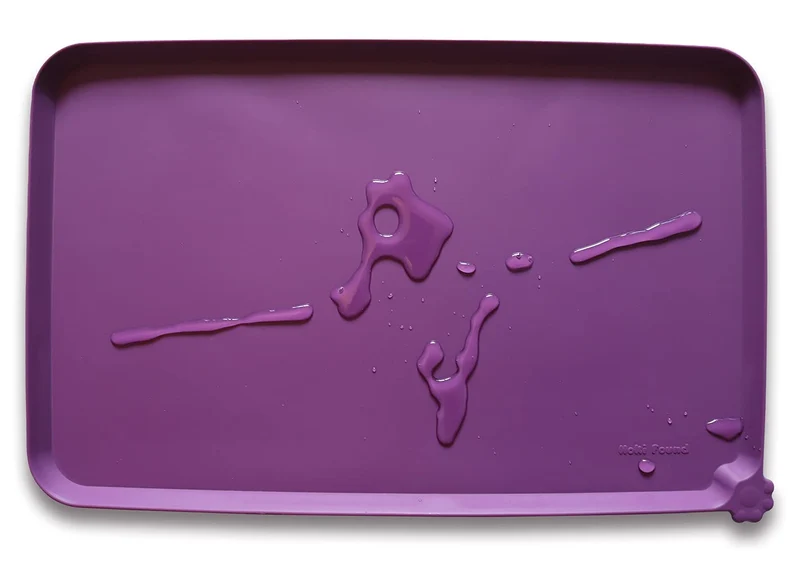 Tapis d’alimentation étanche Hoki Found – rebord élevé, aubergine, 19 po x 12 po