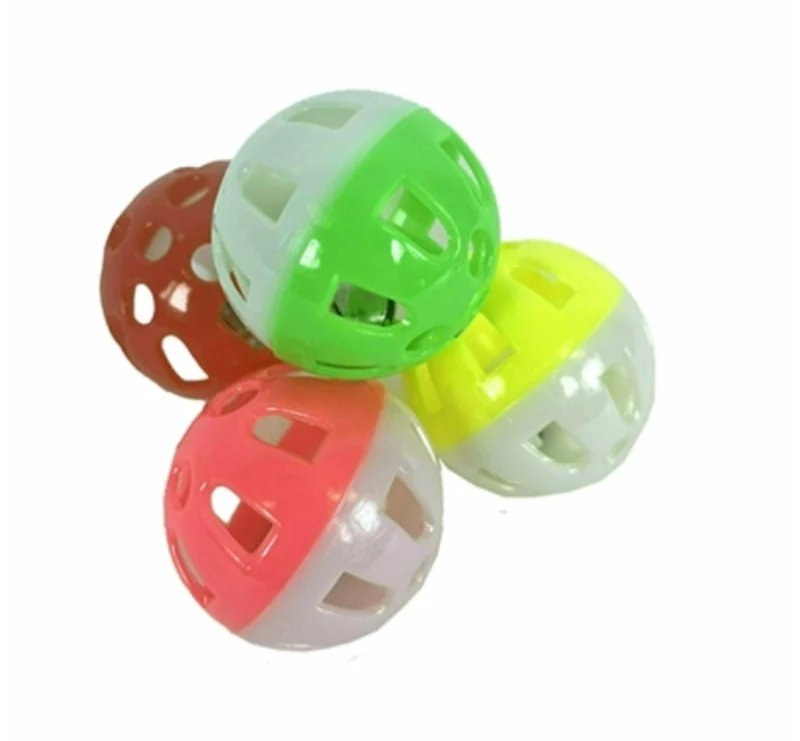 Jouets pour chat 4 pièces 4cm