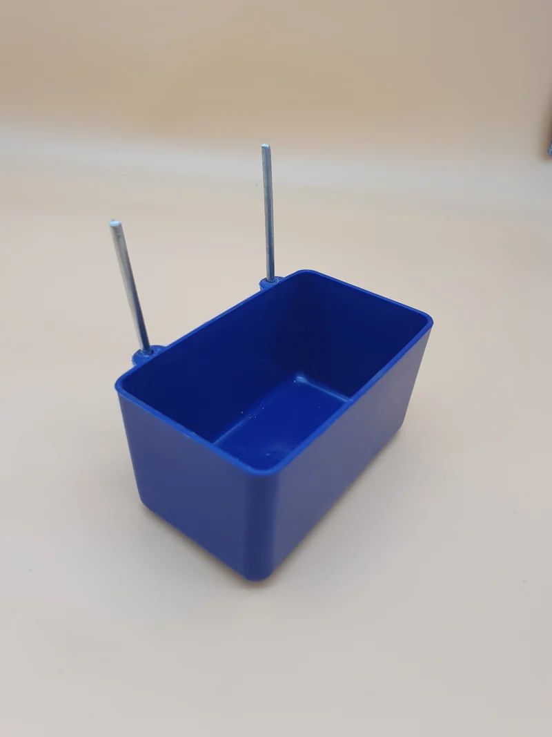 Pot en plastique pour manger, couleurs assorties