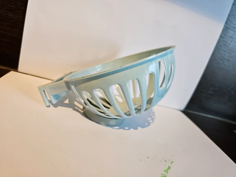 Butget en plastique pour nid de canaris