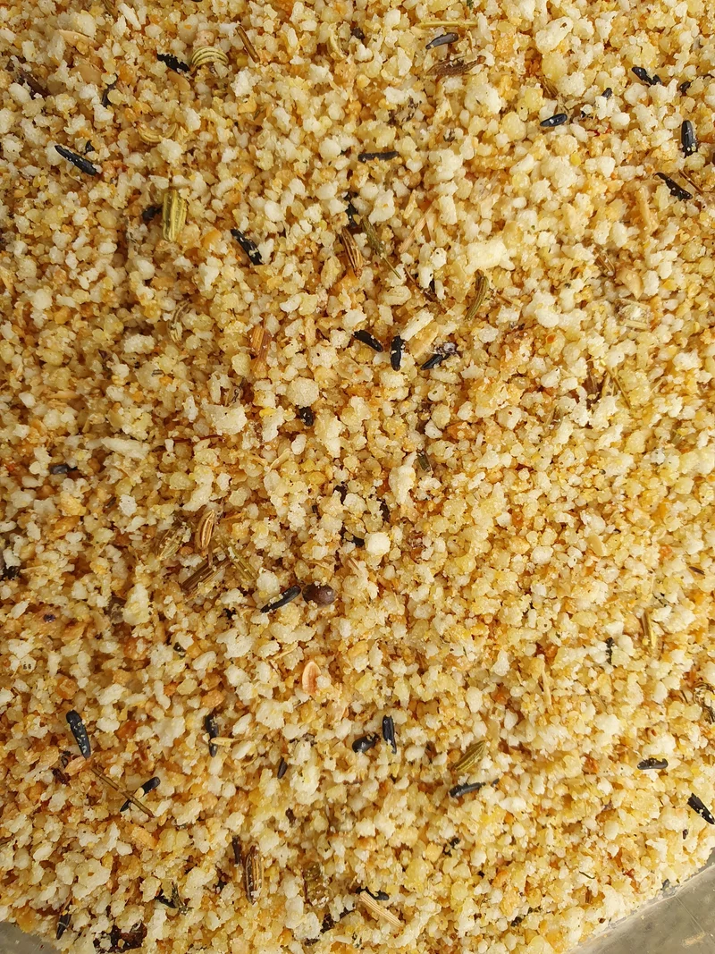 Pâtée aux œufs aux herbes Bird-X, avec herbes spéciales. Riche en protéines 5kg