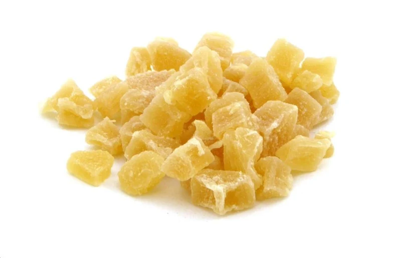 Cubes d'ananas séchés